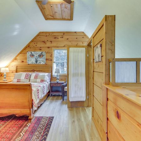 Charming Fancy Gap Cabin With Deck And Gas Grill! エクステリア 写真