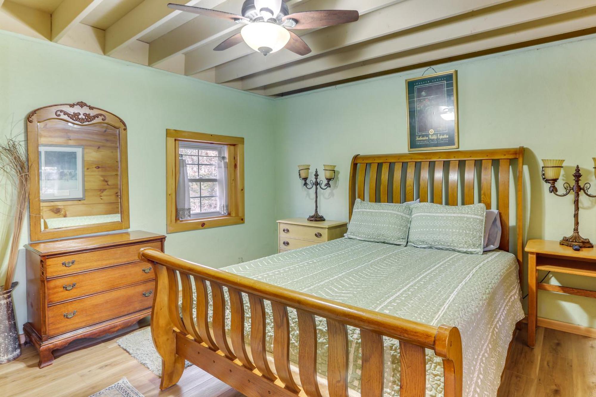 Charming Fancy Gap Cabin With Deck And Gas Grill! エクステリア 写真